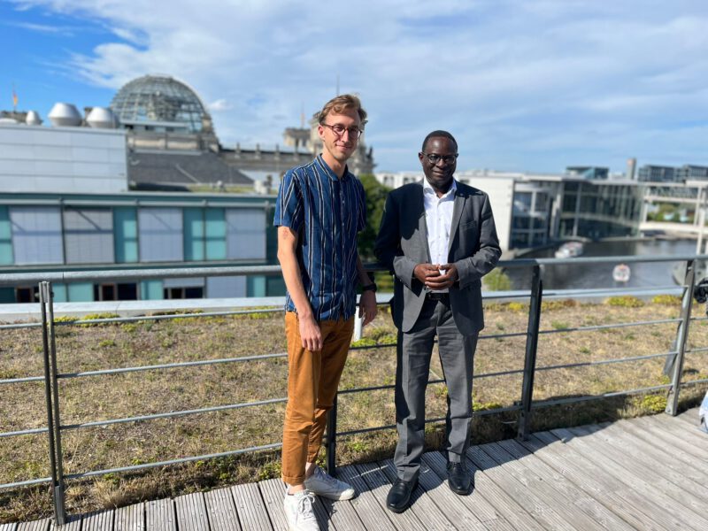 Jason mit Karamba in Berlin